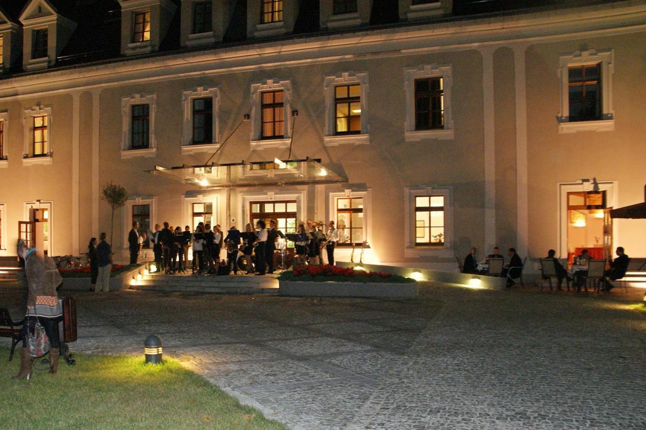 Hotel Zamek Lubliniec Exterior foto