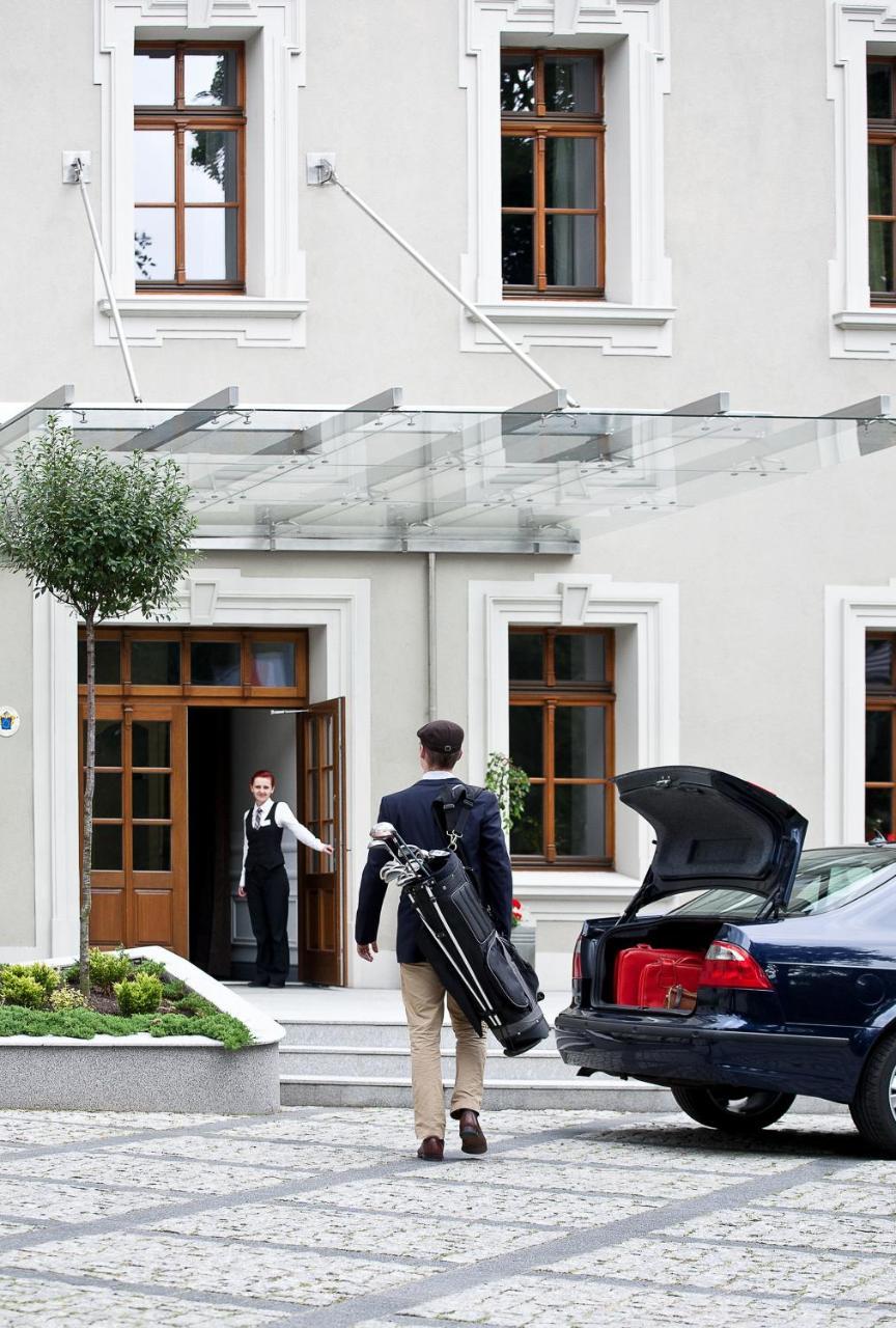 Hotel Zamek Lubliniec Exterior foto