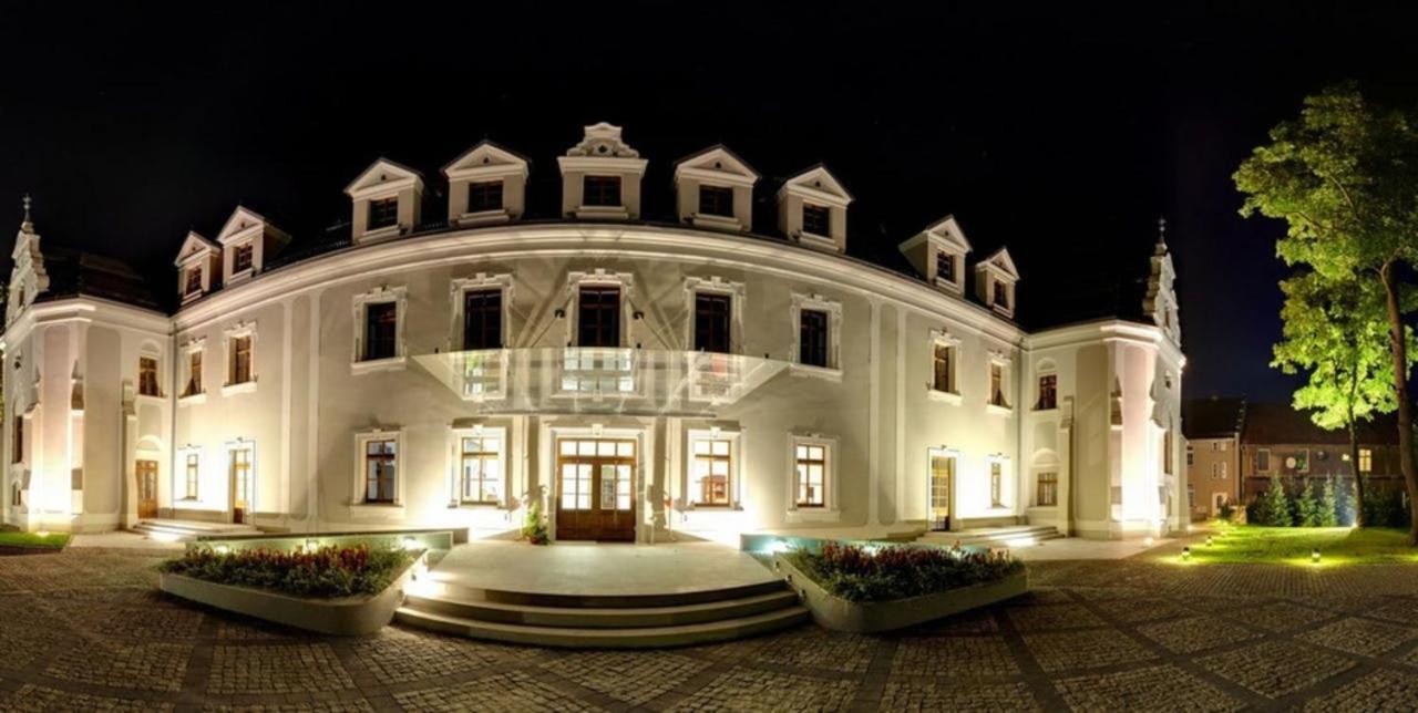 Hotel Zamek Lubliniec Exterior foto